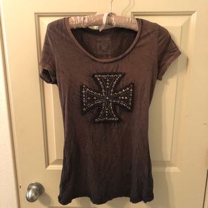 Buckle Distressed Embellished Tee